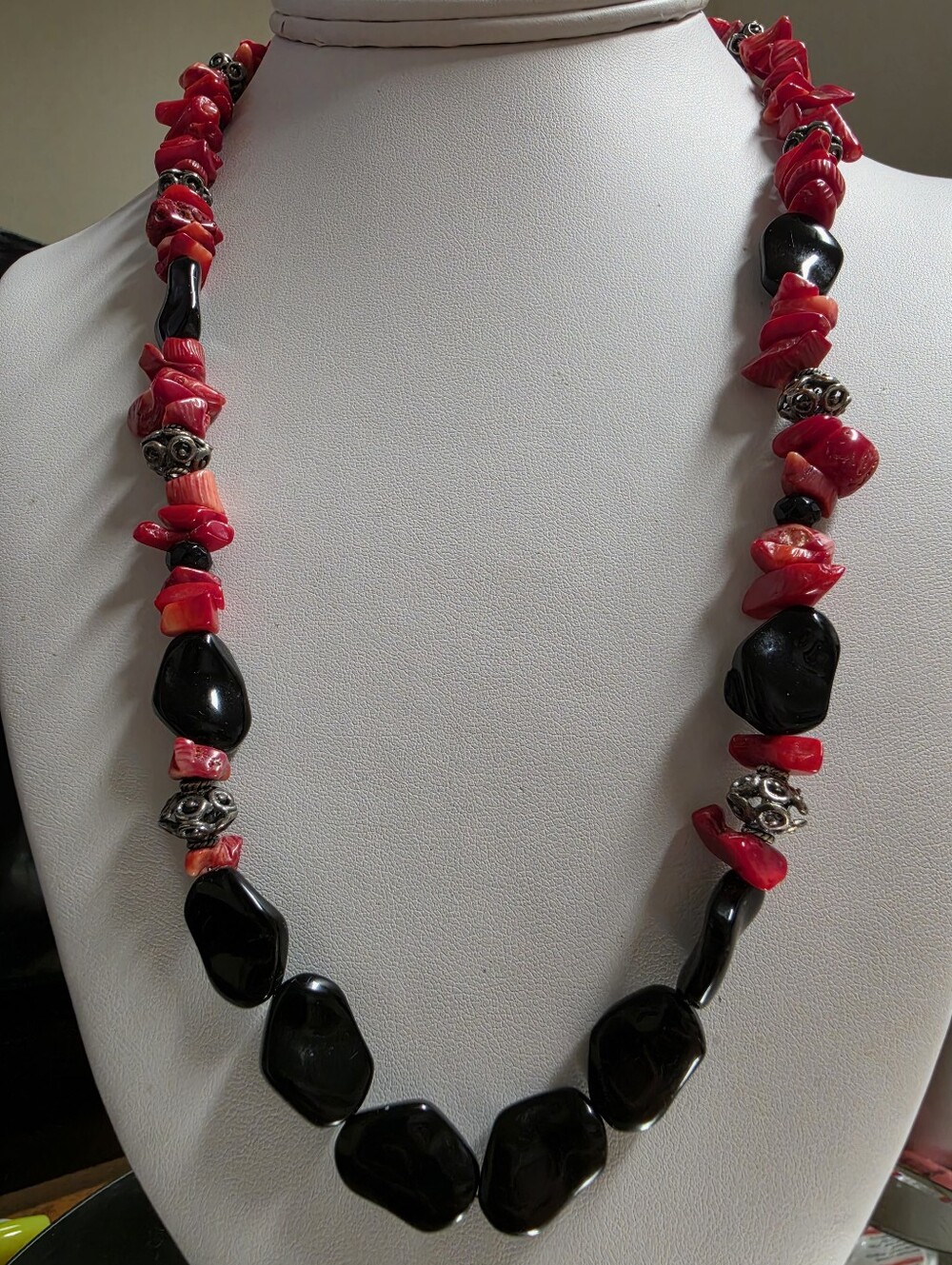 Vintage Spiny Oyster Shell Necklace Multi Strand Red Pink Spondylus Black Onyx B